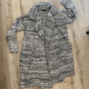 Forever 21 thick and loose knit cardigan size S
